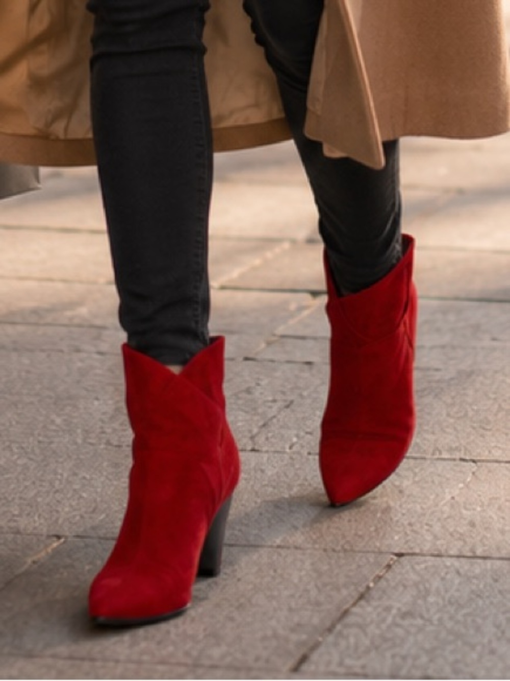 GC Good Choice Flores Faux Suede Asymmetrical Booties Red NWT Size 6